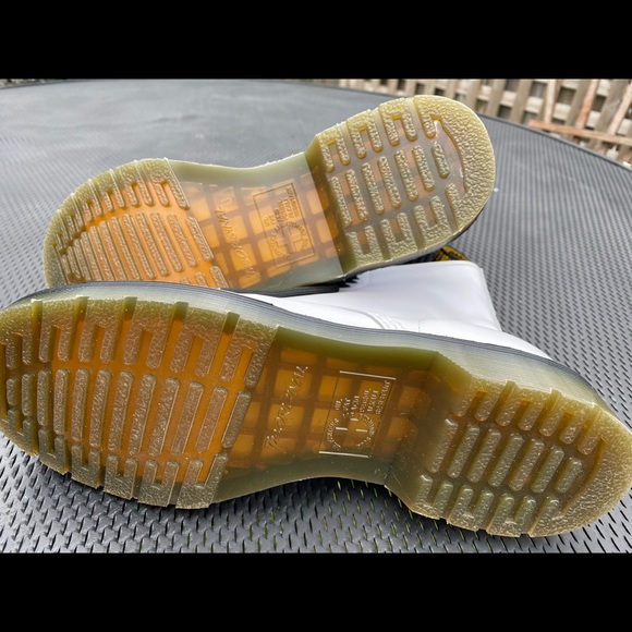 Dr. Martens iconic 1460 8-eye combat boot white size 9 perfect condition NEW - Picture 8 of 12